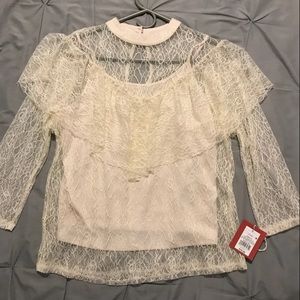 ⭐️3/$15 White Lace Blouse with Cami Small